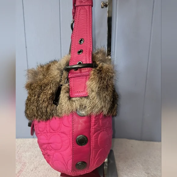 Coach Quilted Nylon Soho Hobo Fur Trim - Picture 3 of 10
